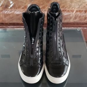 DSQURED Asylum Absivato Sneakers